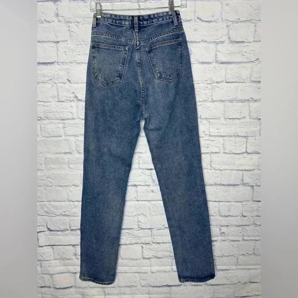 Pretty Little Thing Blue Straight Leg Jeans - Picture 5 of 7